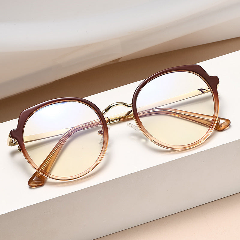 Women's Rectangular Color-Changing Frame with Polarized Lenses & Golden-Tone Accents - Trendy Instagrammable Design for Casual & Formal Outfits