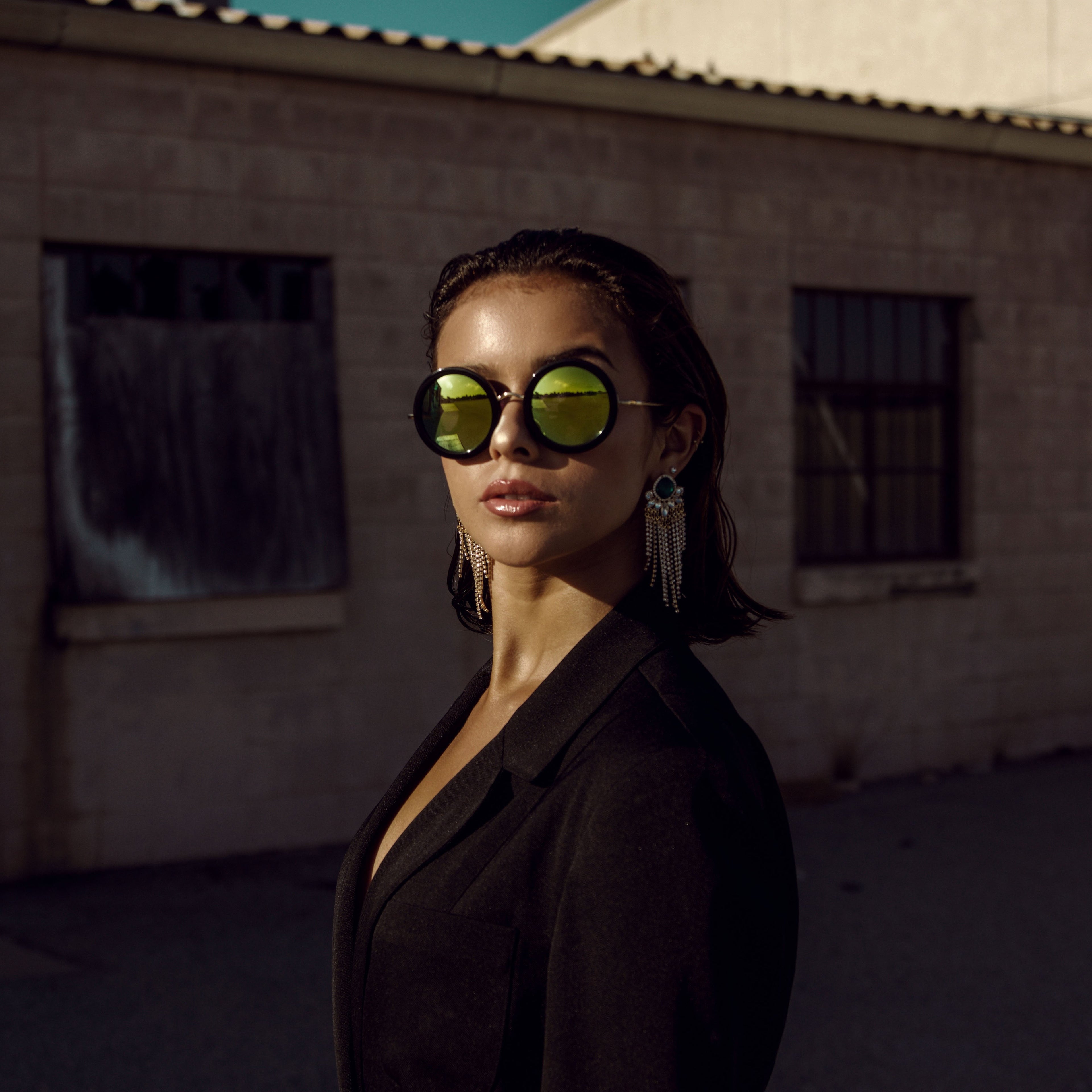 Sophisticated Handcrafted Italian Women's Designer Eyewear with Round Acrylic Frame