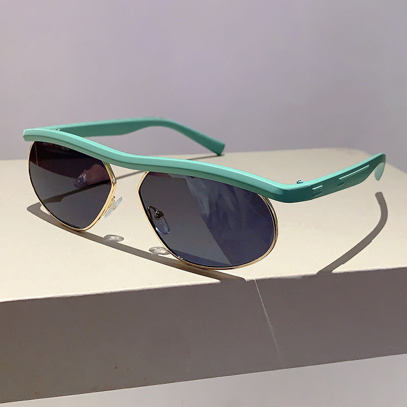 Women's Oversized Round Frame Fashion Glasses with Blue Light Filter & Polarized Lenses - Tortoiseshell\u002FPilot Style