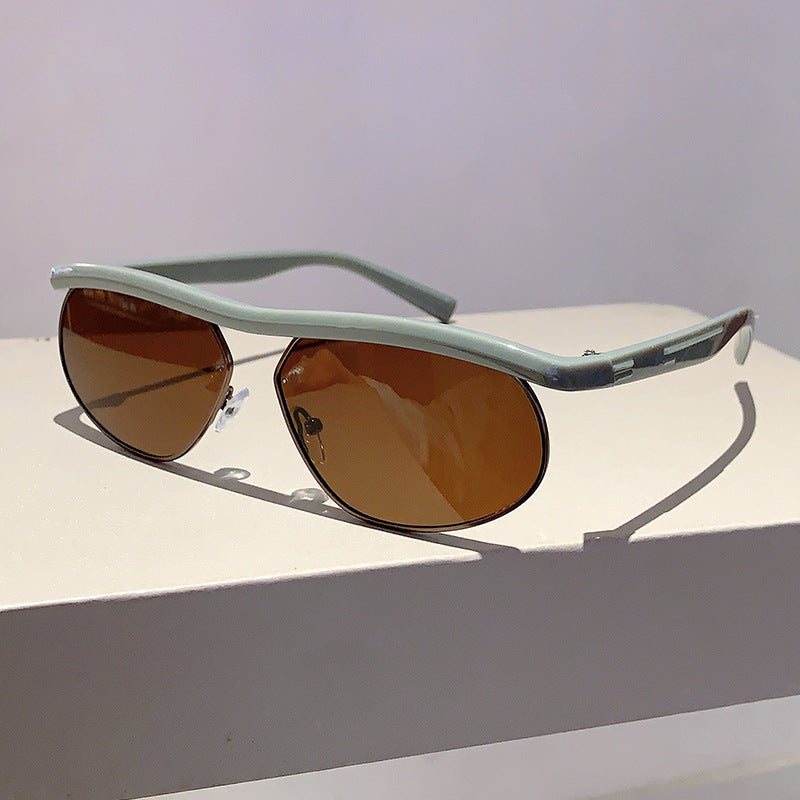 Women's Oversized Round Frame Fashion Glasses with Blue Light Filter & Polarized Lenses - Tortoiseshell\u002FPilot Style